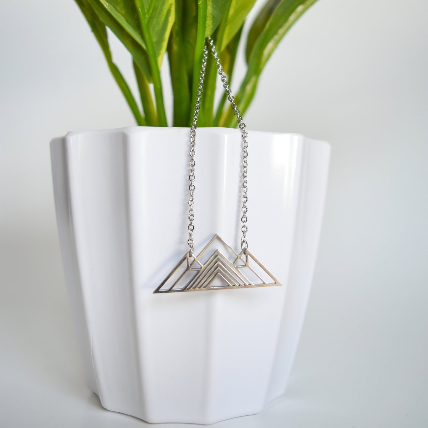 Adventure Necklace - Pointy Mountain