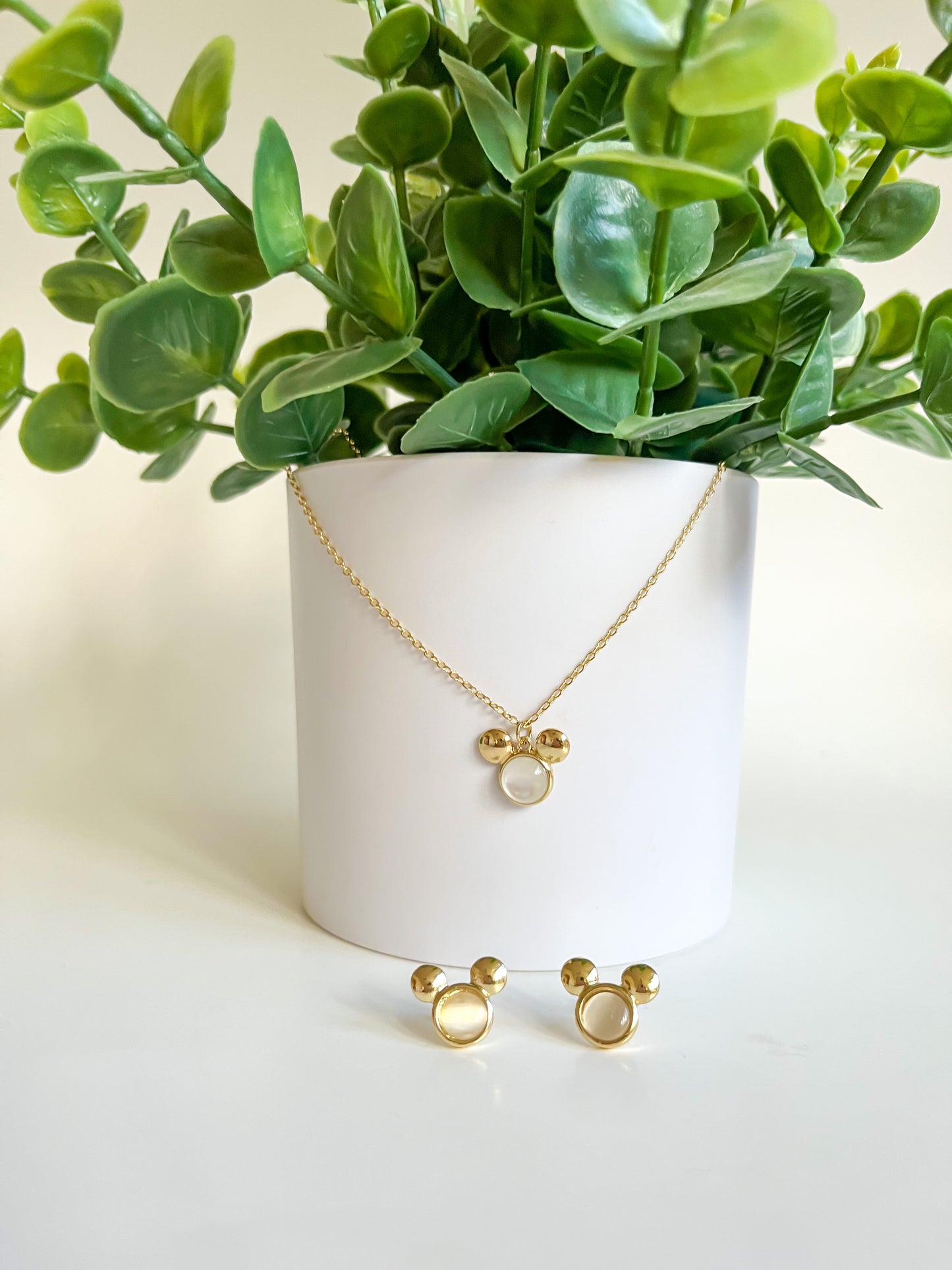 Magical Mouse Necklace and Earrings Set